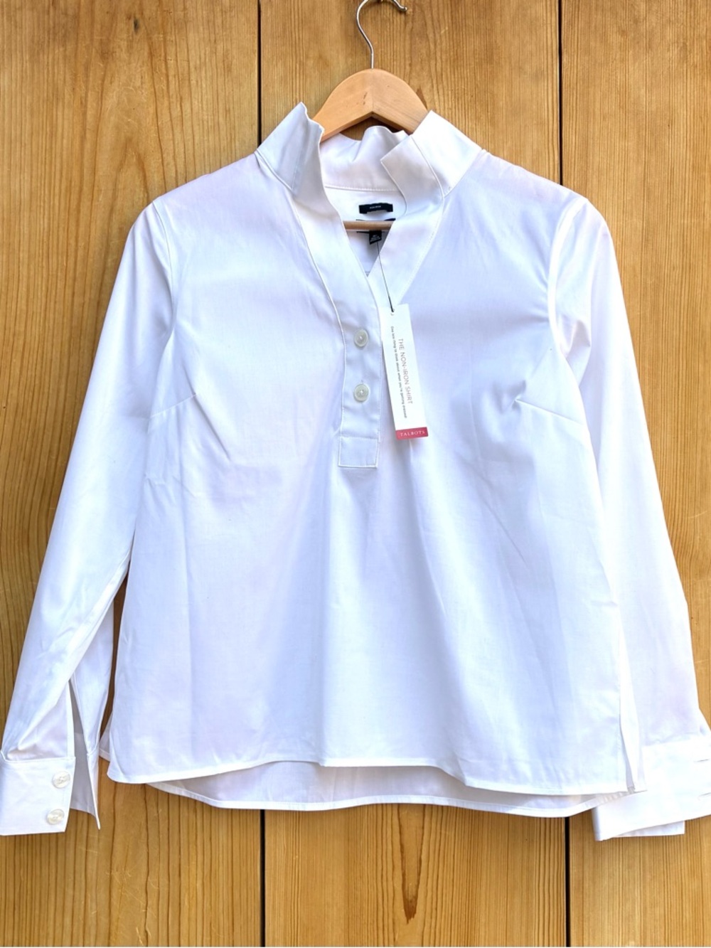 Talbots NWT White Non-Iron Popover Sz MP - Picture 2 of 7